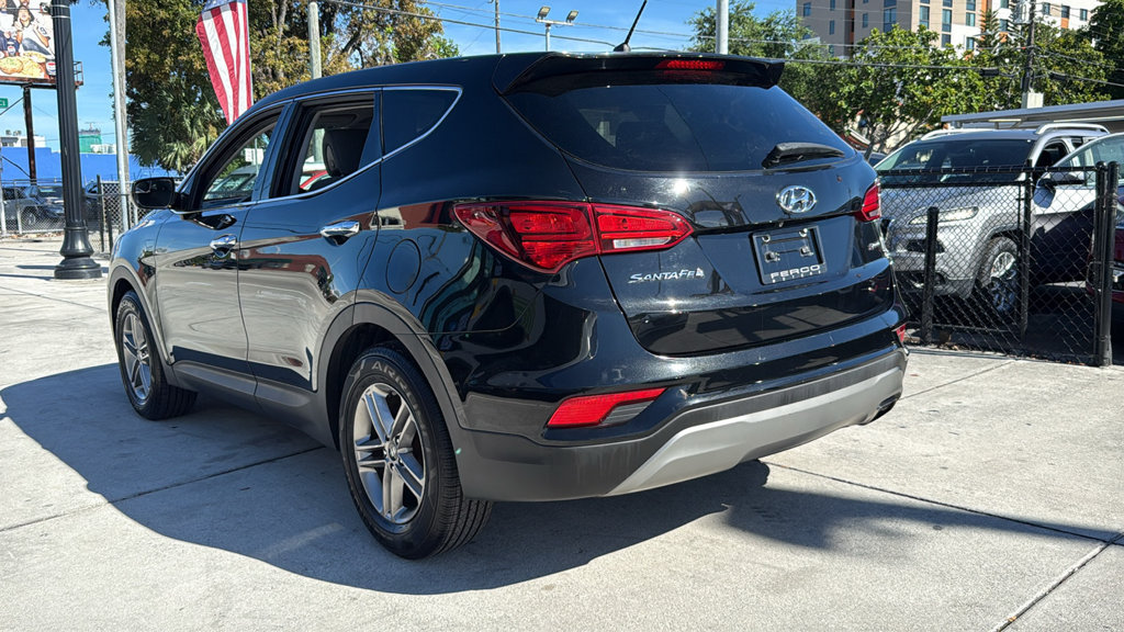 Used 2018 Hyundai Santa Fe Sport FWD image 12