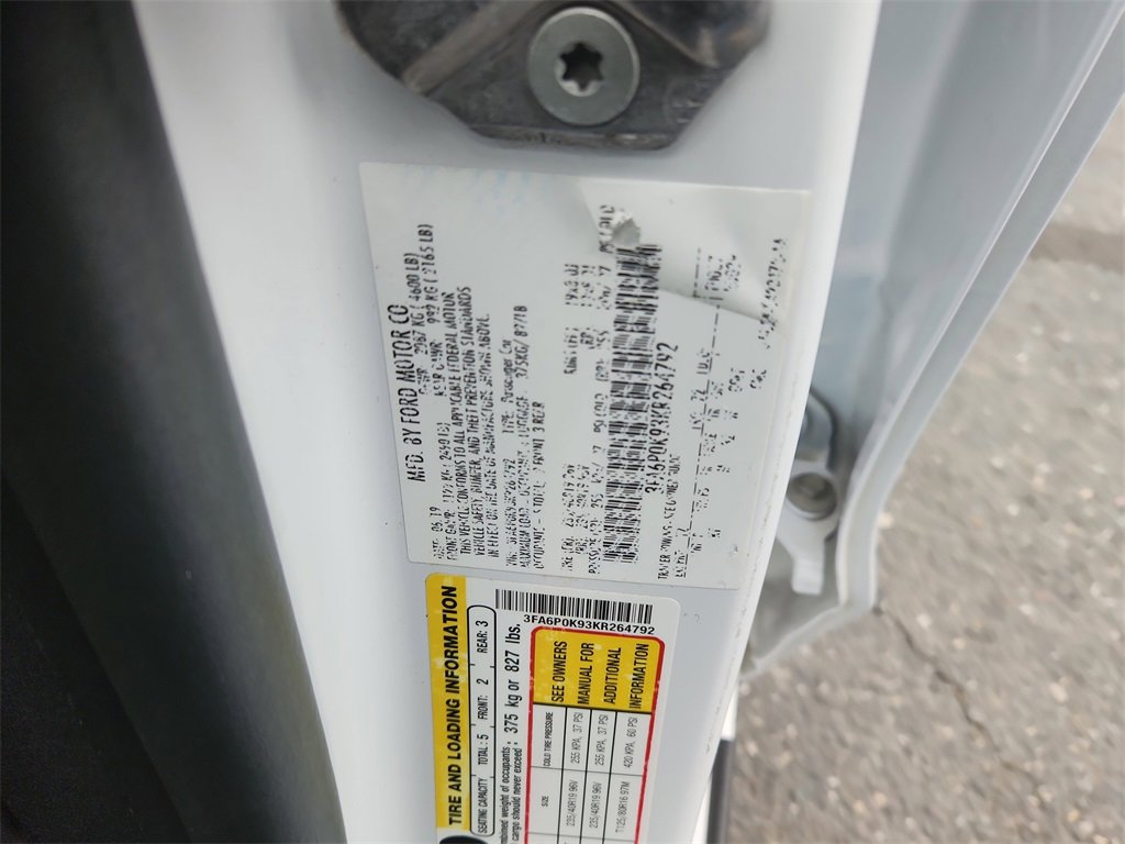 Used 2019 Ford Fusion Titanium image 19