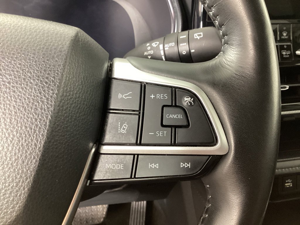 Used 2023 Toyota Highlander Platinum AWD/4WD image 15