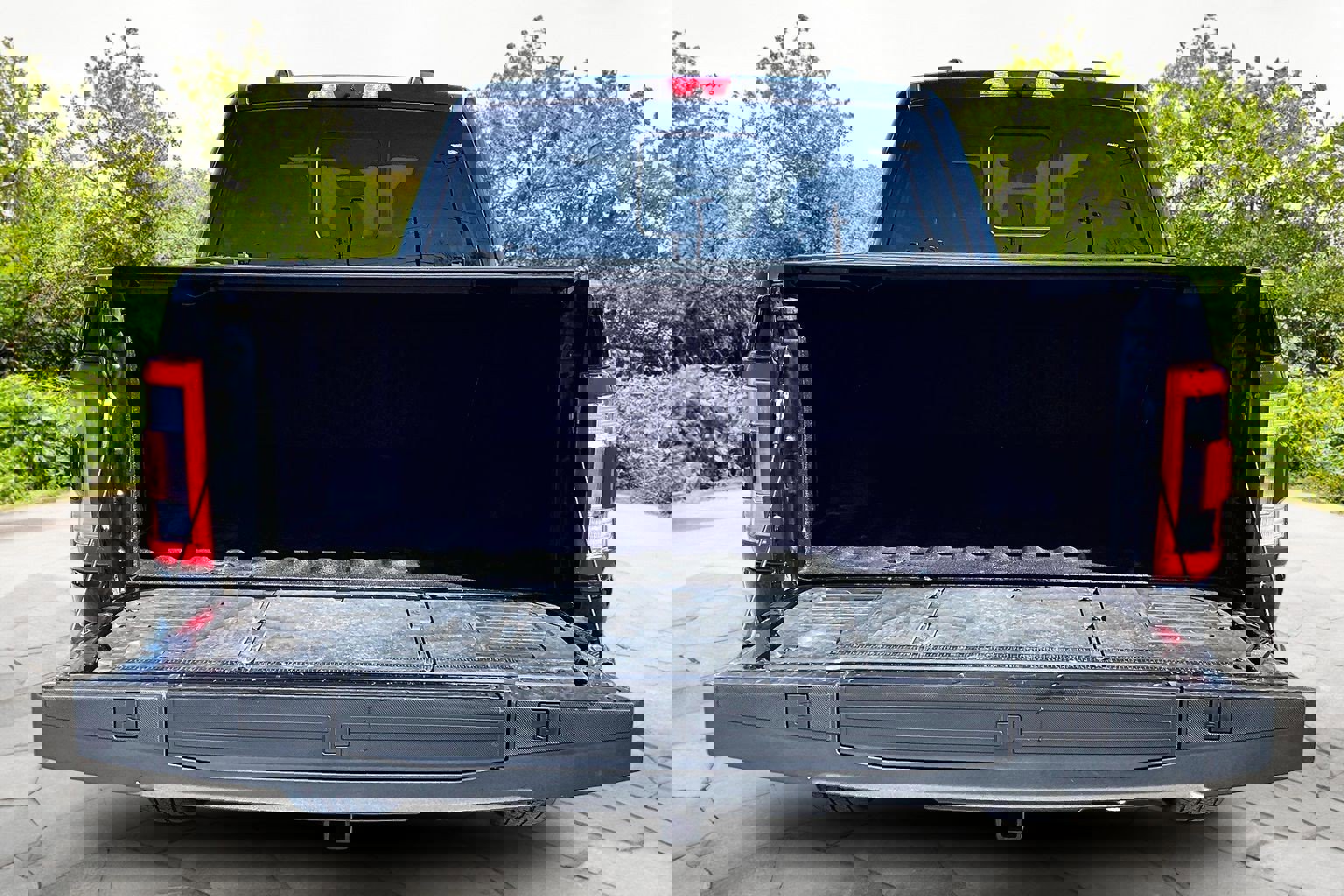 Certified 2022 Ford F150 Platinum w/ Equipment Group 701A High image 18