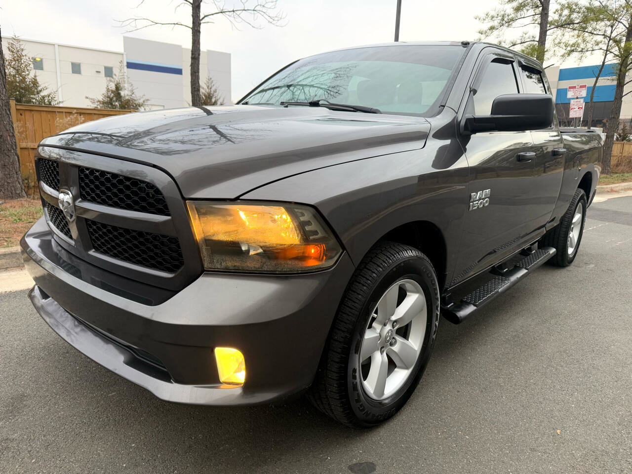 Used 2015 RAM 1500 Express image 2