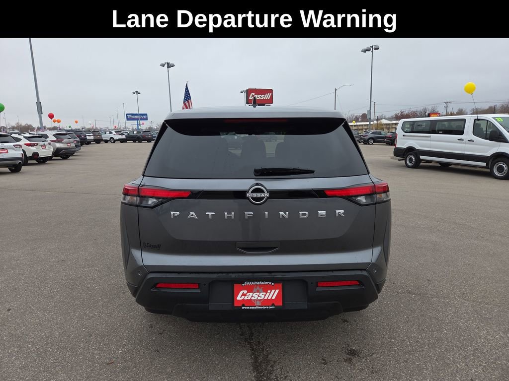 Used 2024 Nissan Pathfinder S image 5