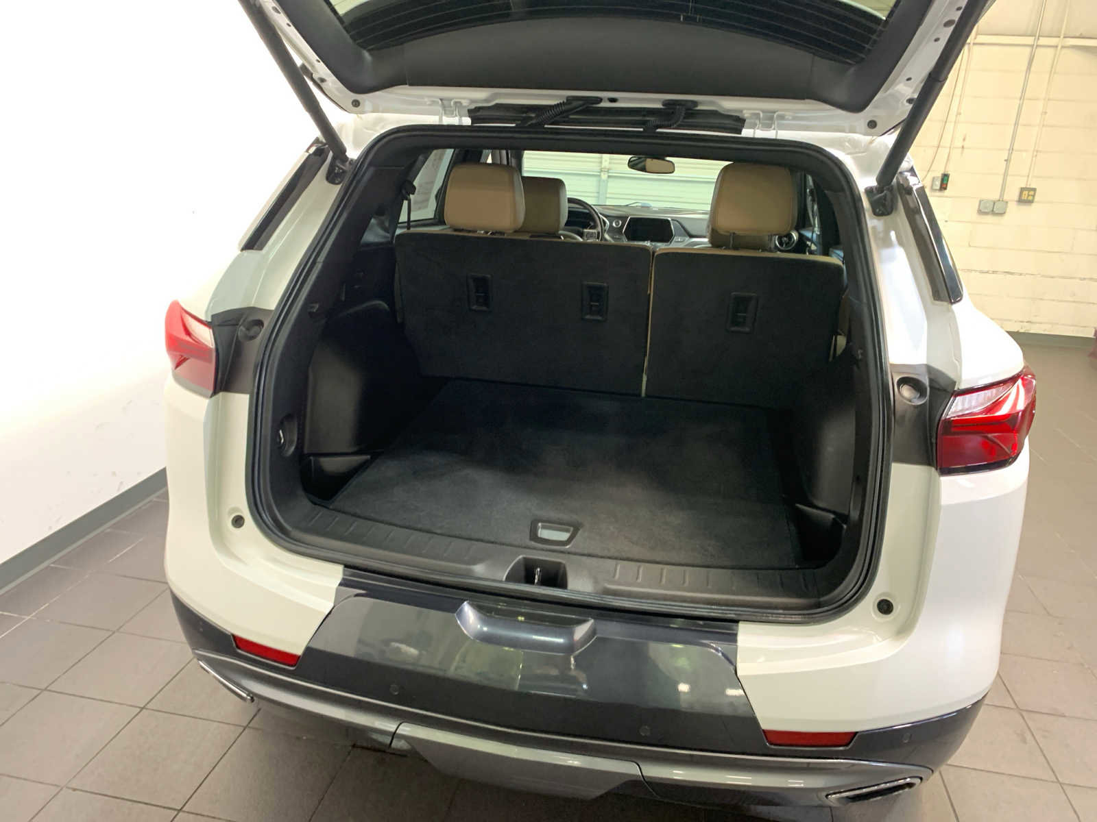 Used 2022 Chevrolet Blazer Premier w/ Enhanced Convenience Package image 10