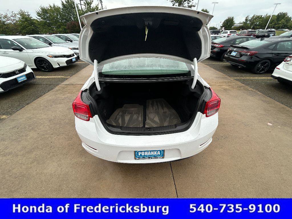 Used 2015 Chevrolet Malibu LS image 16