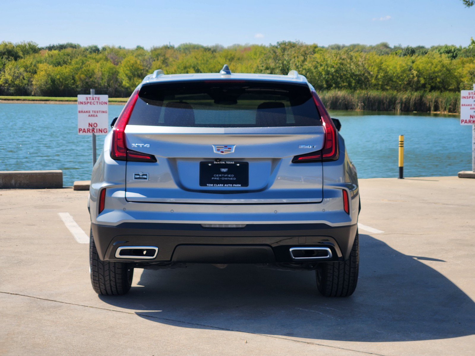 Certified 2024 Cadillac XT4 Premium Luxury w/ Cold Weather Package FWD image 32