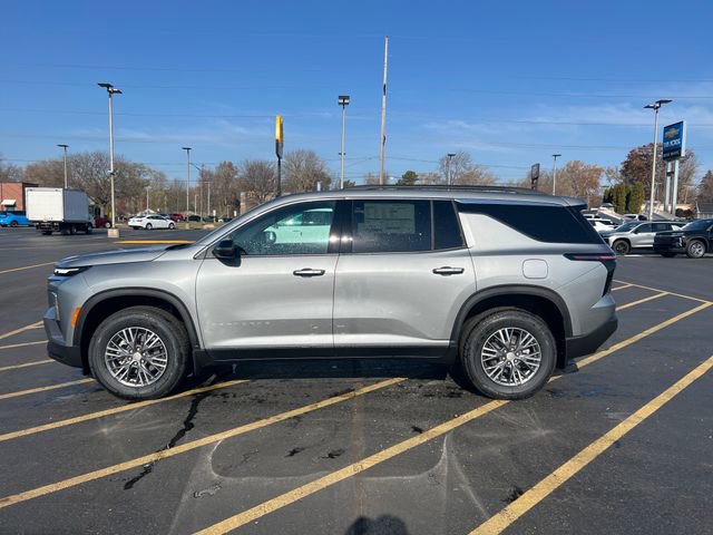 New 2026 Chevrolet Traverse LT image 2