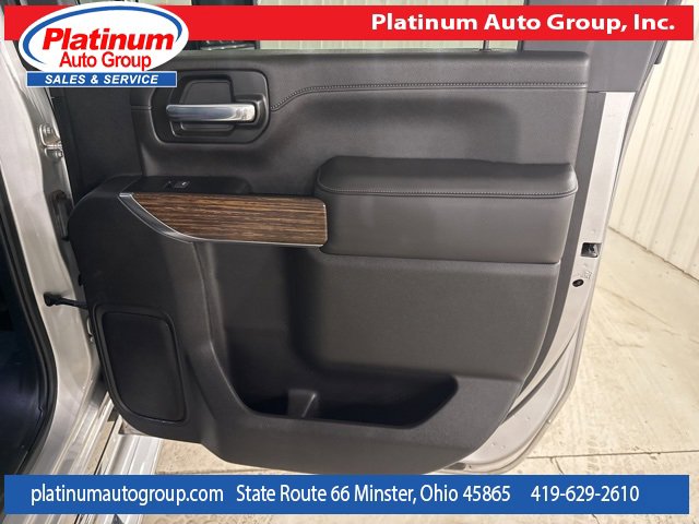 Used 2022 Chevrolet Silverado 2500 High Country w/ Technology Package image 35