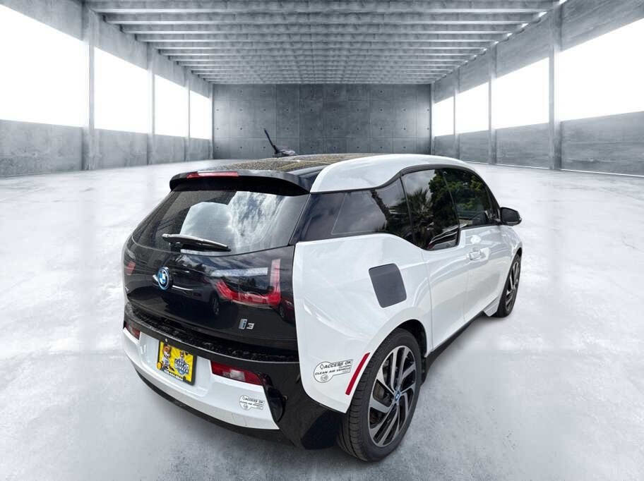 Used 2014 BMW i3 w/ Range Extender image 5