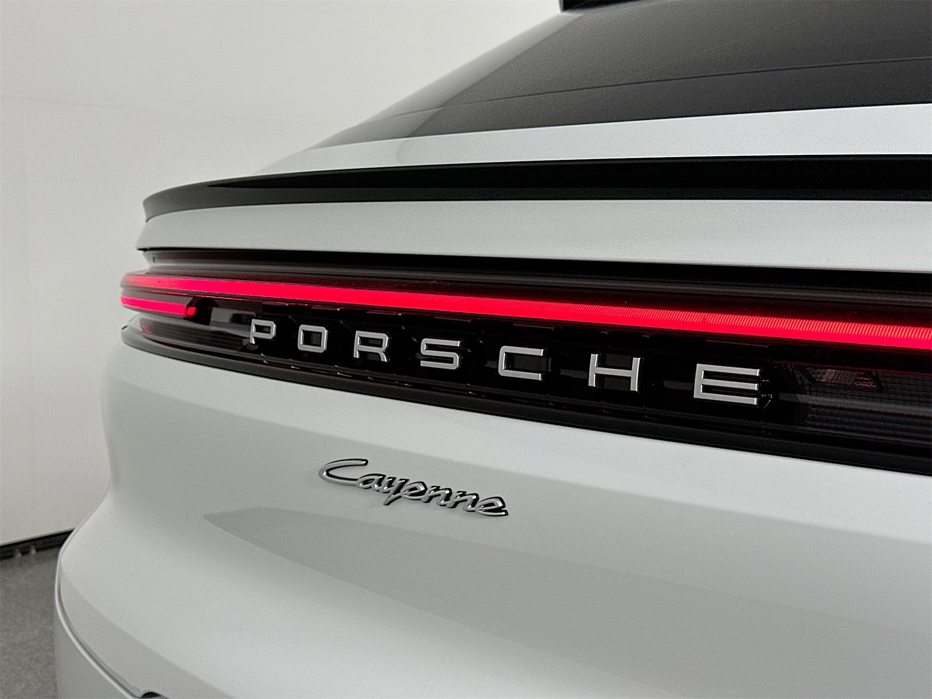 New 2026 Porsche Cayenne E-Hybrid Coupe image 17