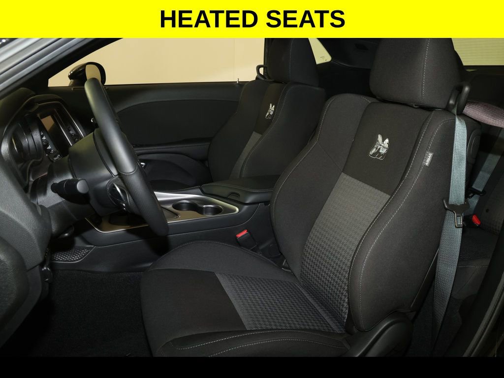 Used 2022 Dodge Challenger R/T Scat Pack w/ Scat Pack Stripe image 3