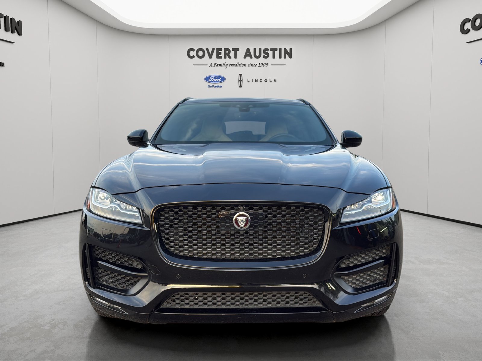 Used 2020 Jaguar F-PACE R-Sport AWD/4WD image 5