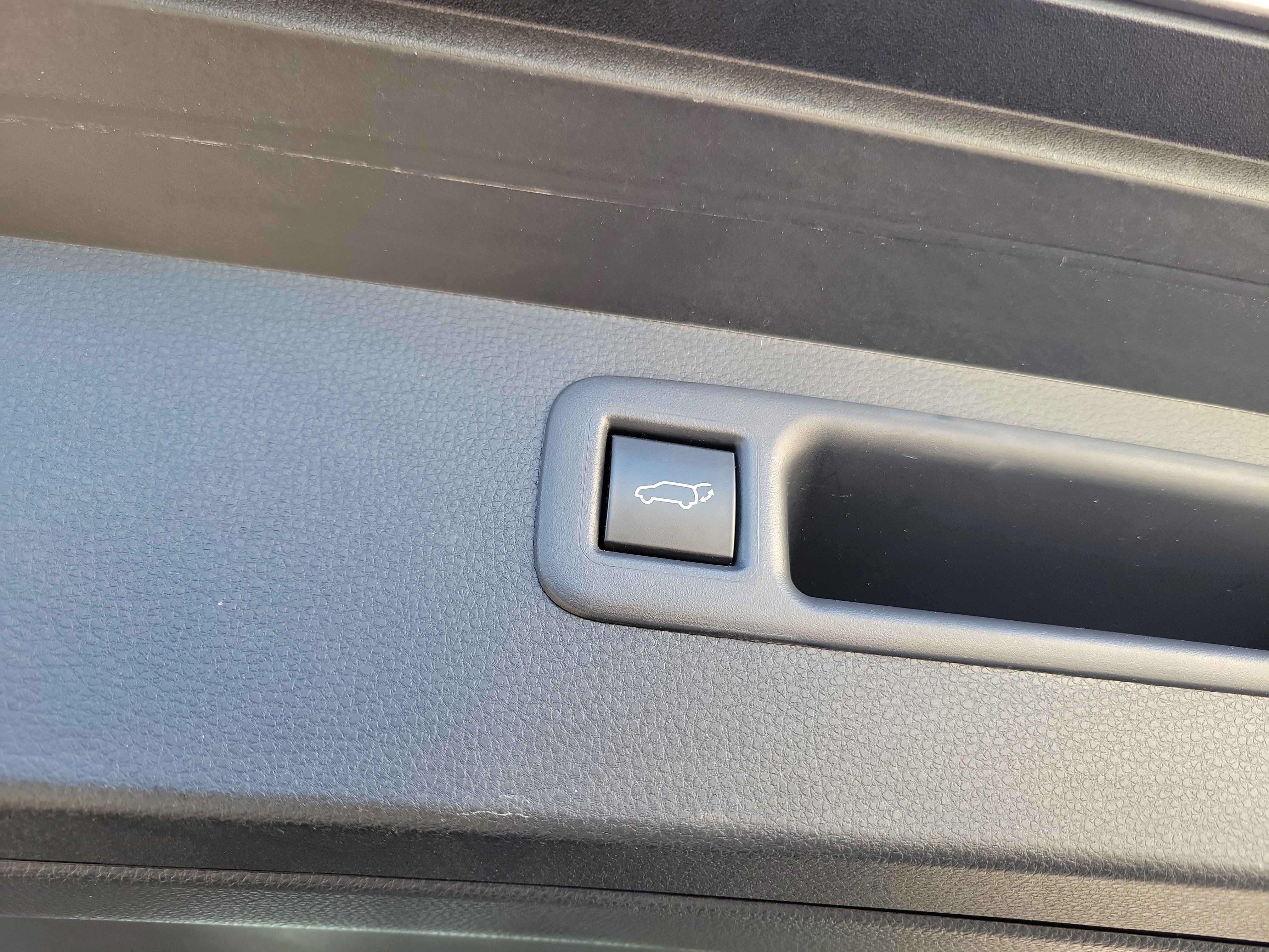 Certified 2025 Toyota Highlander Platinum image 8