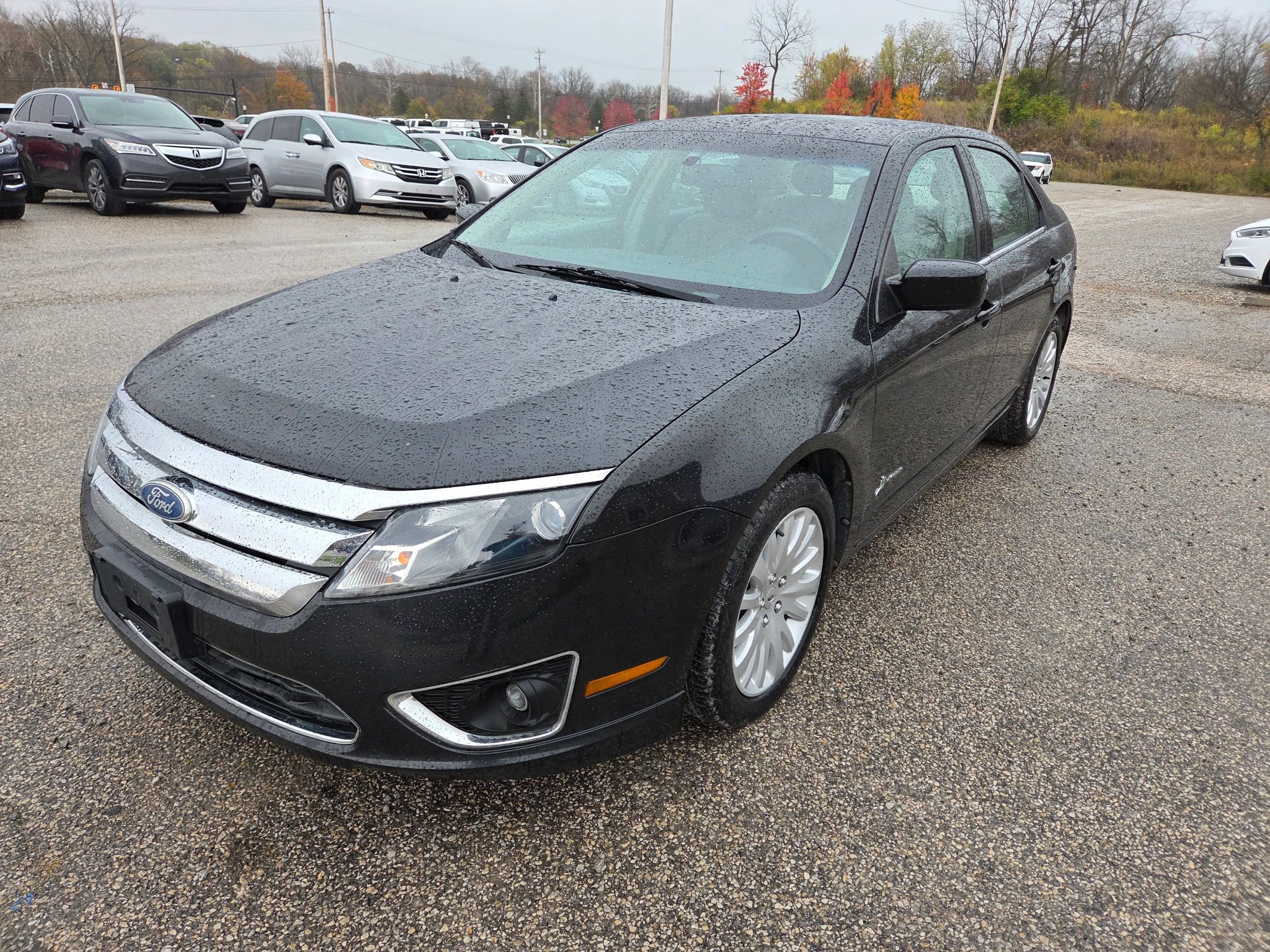 Used 2011 Ford Fusion Hybrid FWD image 2