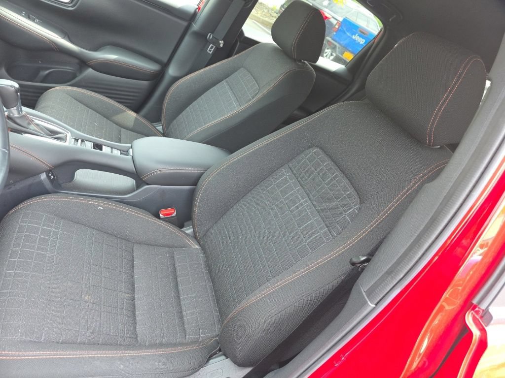 Certified 2025 Honda HR-V Sport image 10