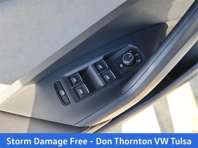 New 2026 Volkswagen Jetta SE FWD image 9