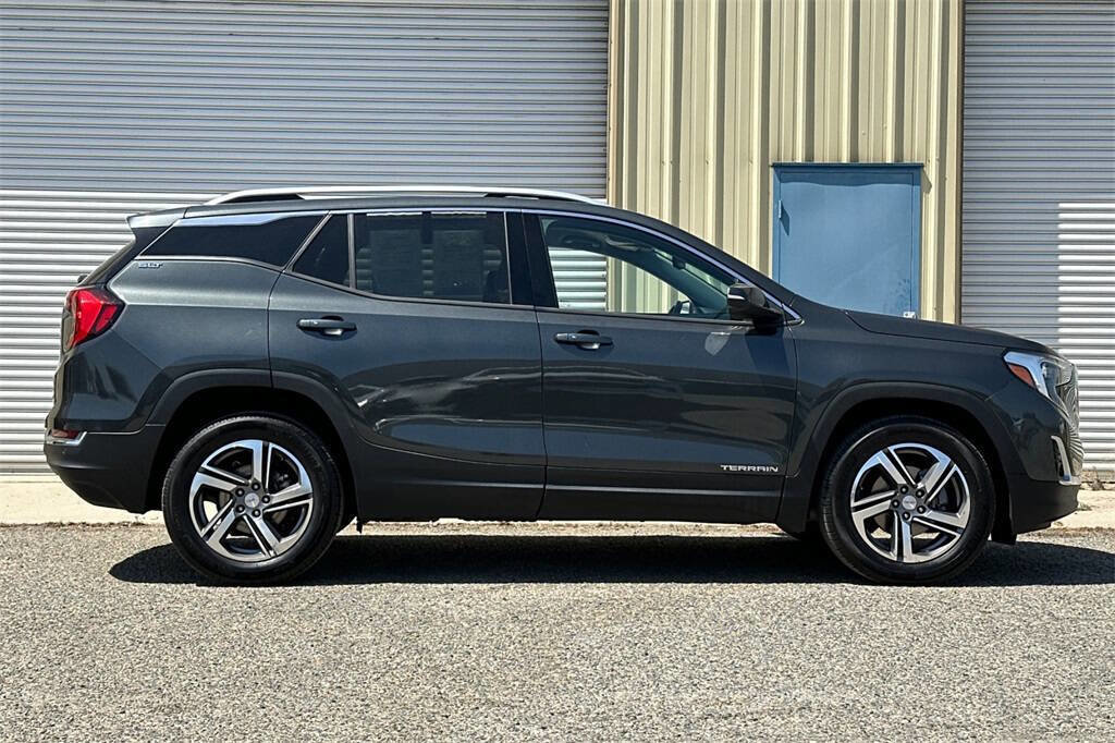 Used 2020 GMC Terrain SLT w/ Preferred Package image 8