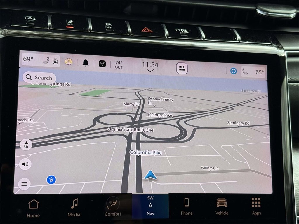 Used 2022 Jeep Grand Cherokee Overland w/ Luxury Tech Group IV image 3