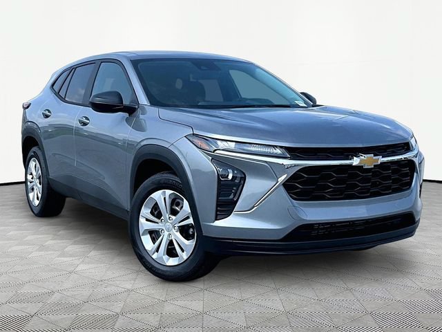 New 2026 Chevrolet Trax LS FWD image 1