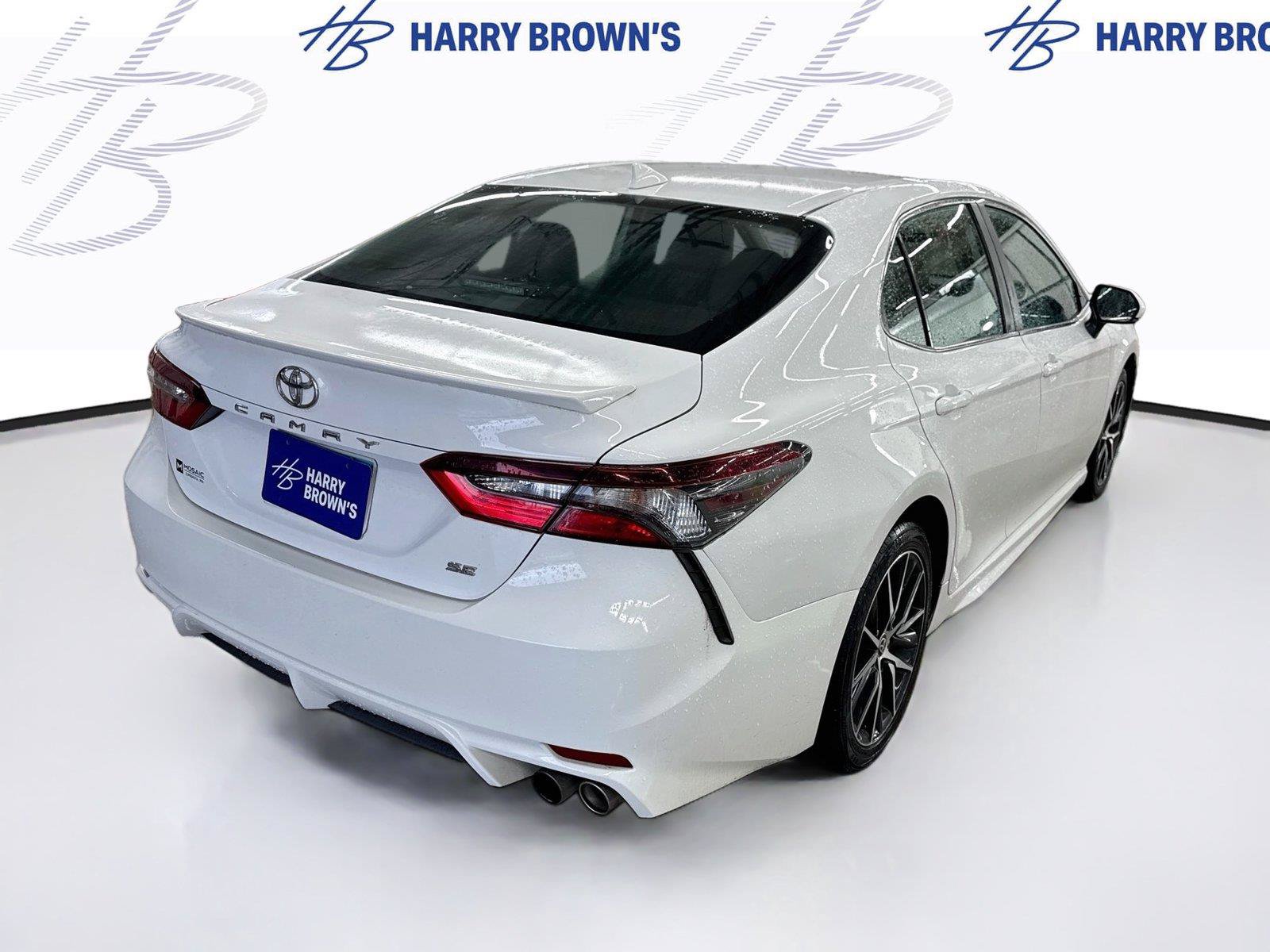 Used 2022 Toyota Camry SE FWD image 10