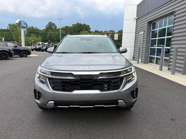 Used 2024 Kia Seltos SX AWD/4WD image 2