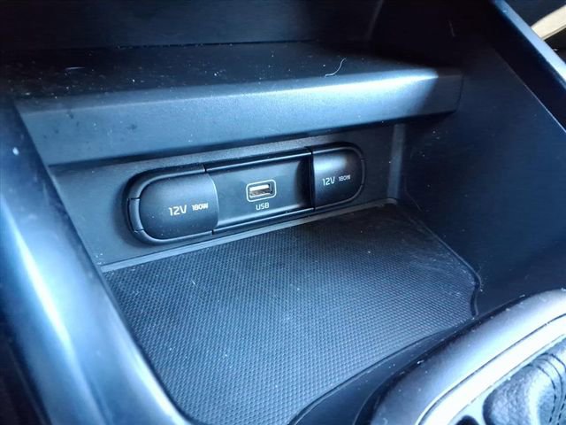 Used 2022 Kia Soul LX w/ Technology Package image 24