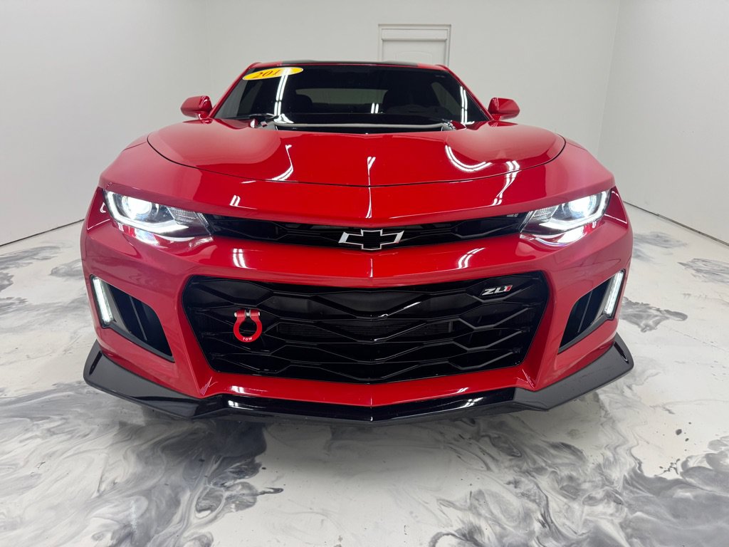 Used 2017 Chevrolet Camaro ZL1 RWD image 3
