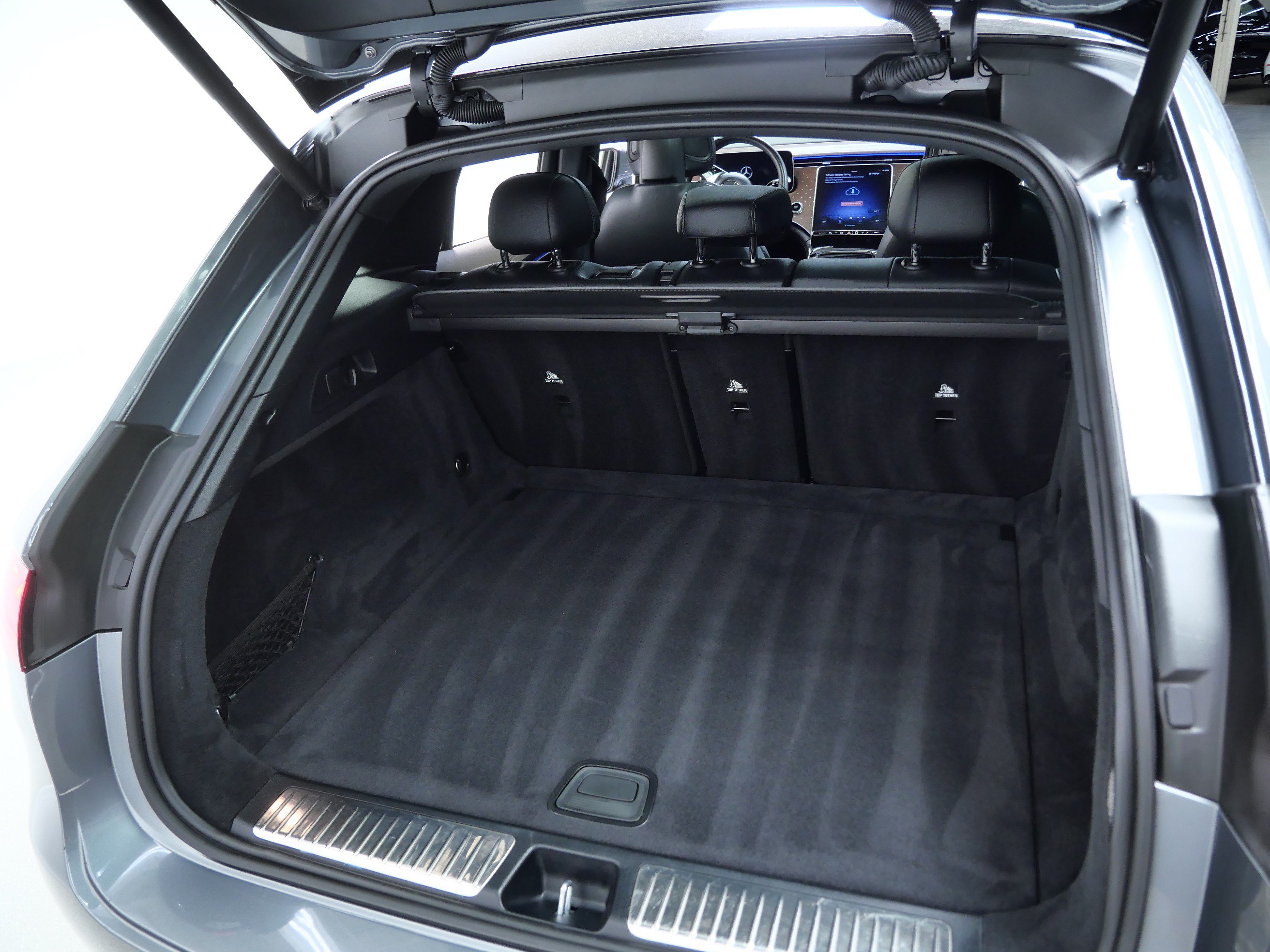 Certified 2023 Mercedes-Benz EQE 350+ 4MATIC SUV image 7