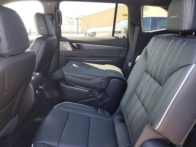 New 2026 Buick Enclave Avenir w/ Super Cruise Package FWD image 11