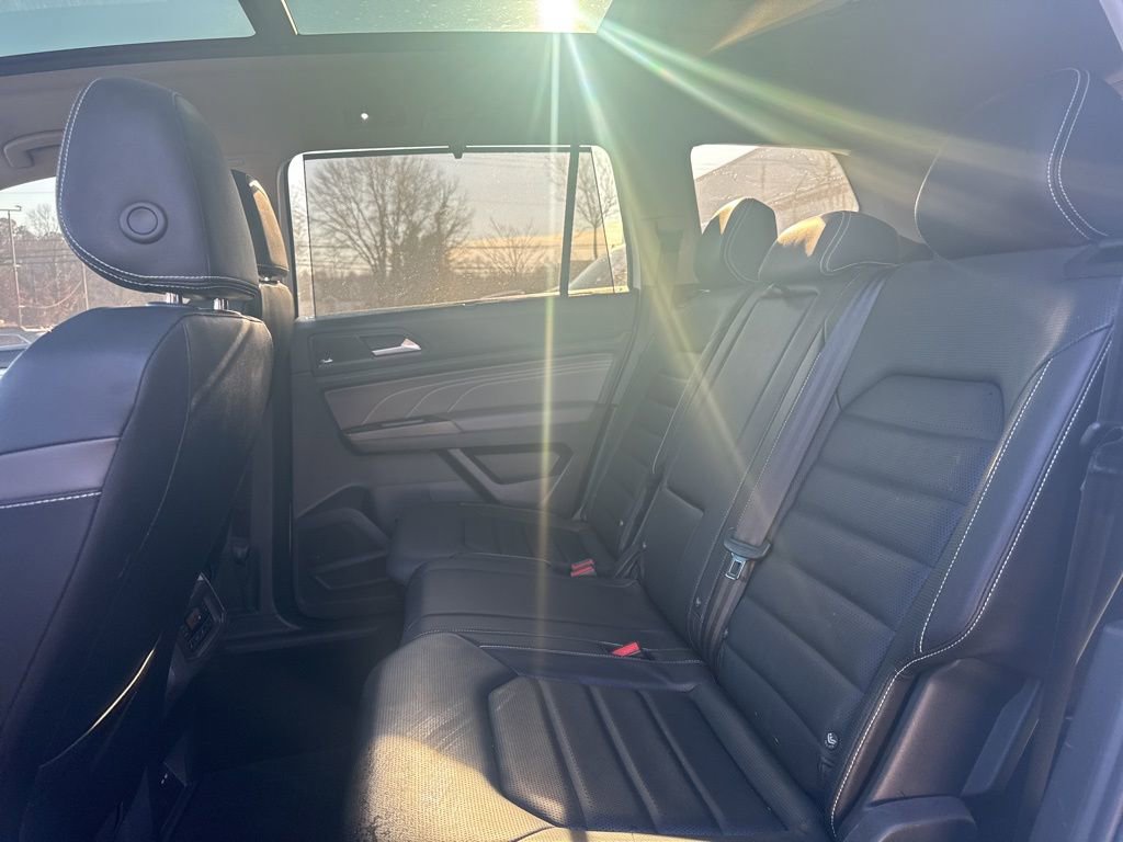 Used 2023 Volkswagen Atlas SEL Premium image 20