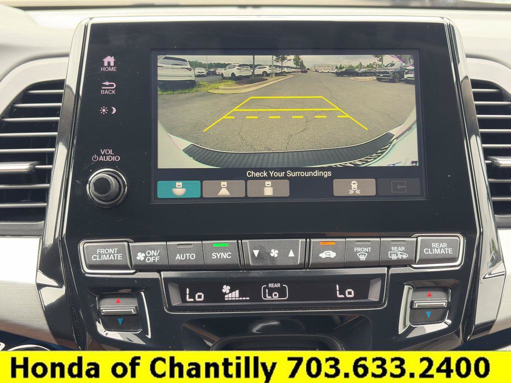 Certified 2024 Honda Odyssey Touring image 16