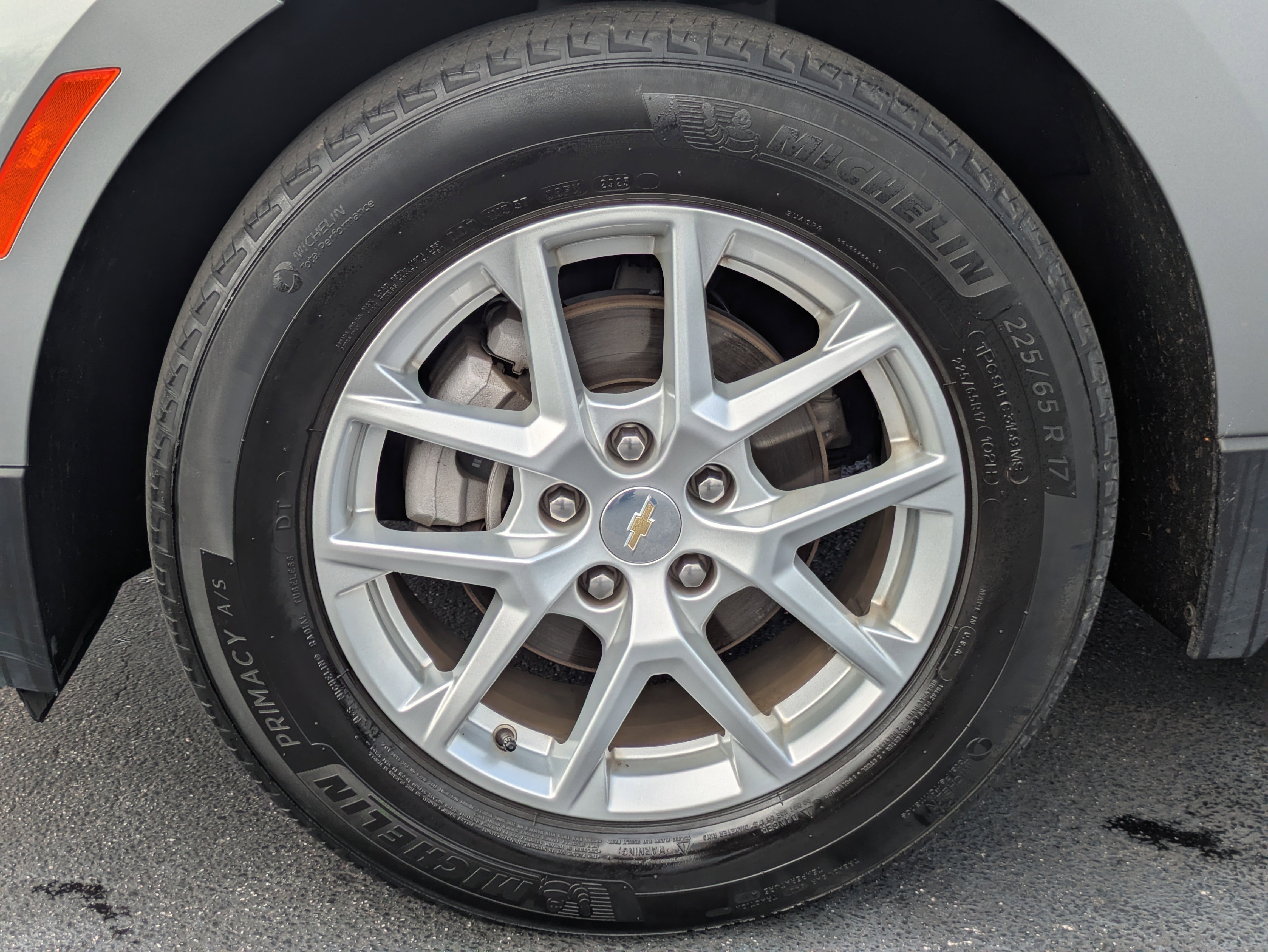 Used 2024 Chevrolet Equinox LT image 33