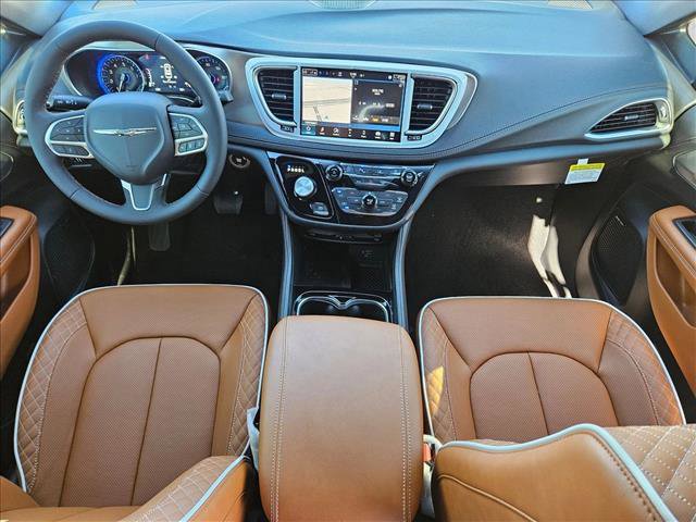 New 2026 Chrysler Pacifica Pinnacle FWD image 14