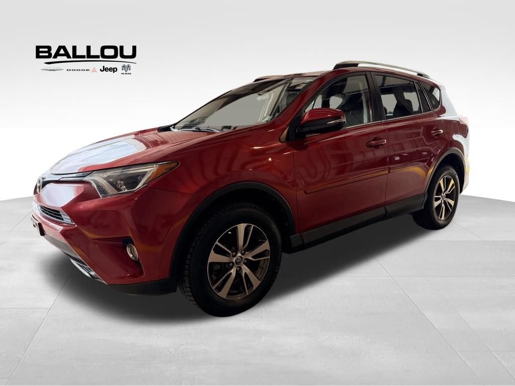 Used 2016 Toyota RAV4 XLE AWD/4WD image 1