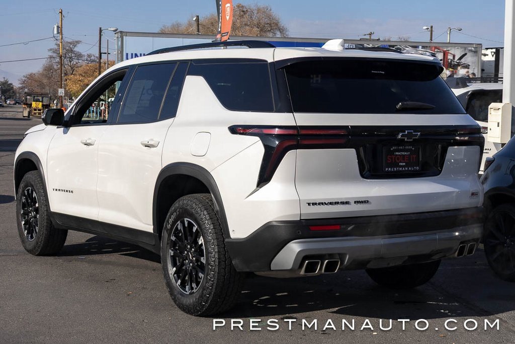 Used 2024 Chevrolet Traverse Z71 w/ Enhanced Driving Package image 15