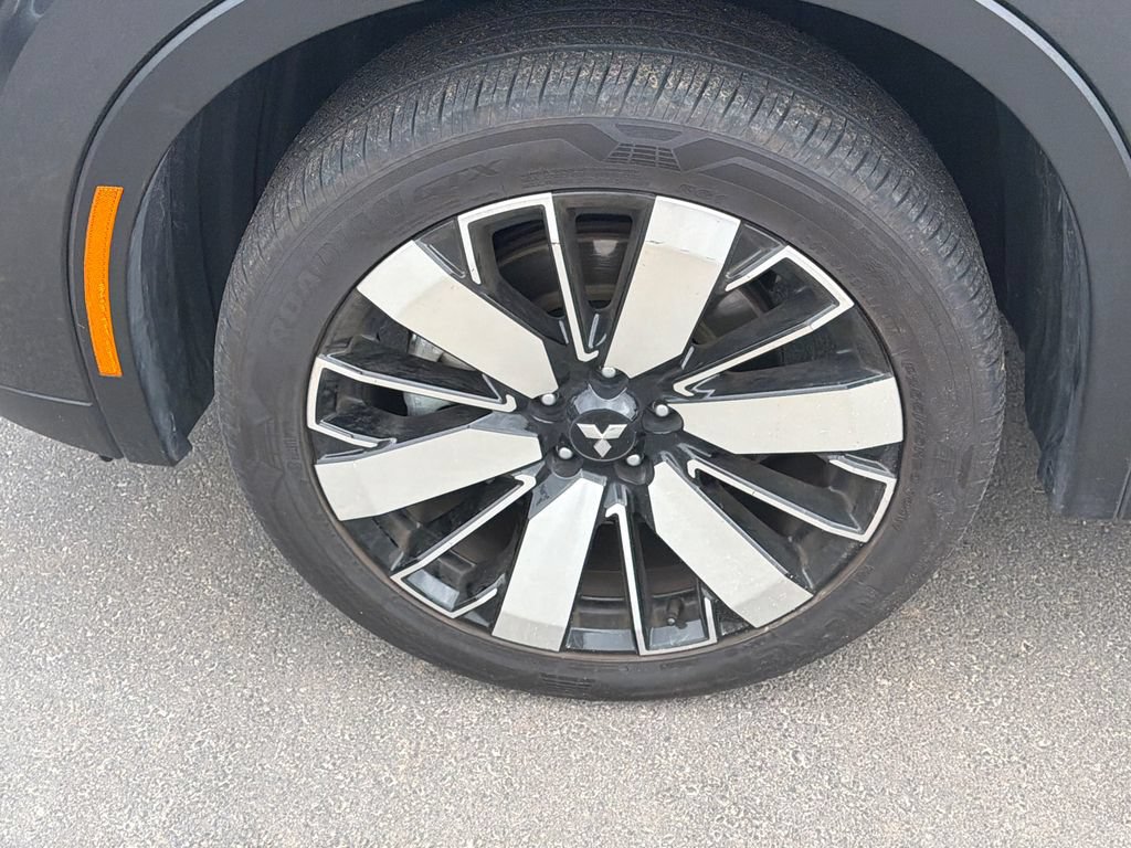 Used 2025 Mitsubishi Outlander SE FWD image 11