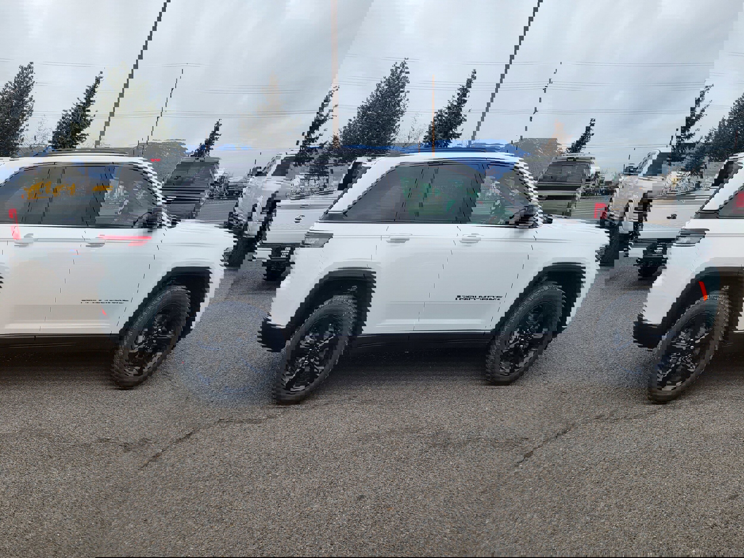 New 2026 Jeep Grand Cherokee Limited w/ Limited Altitude Package image 2