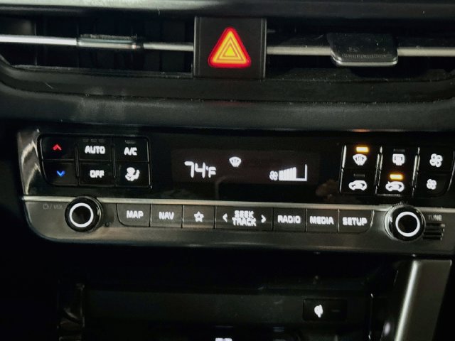 Certified 2024 Kia Seltos EX AWD/4WD image 16