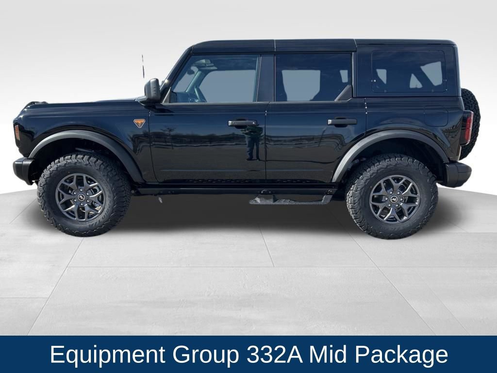 New 2025 Ford Bronco Badlands image 2
