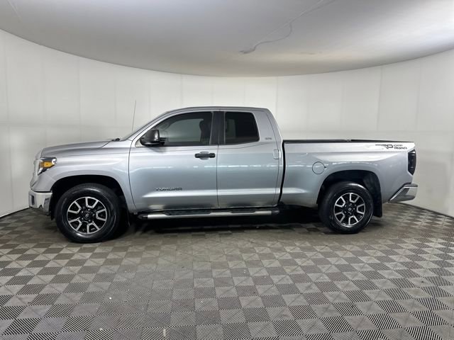 Used 2016 Toyota Tundra SR5 w/ TRD Off Road Package image 6