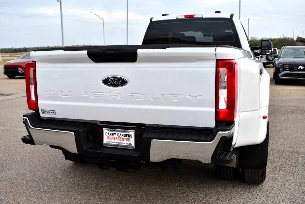 Used 2025 Ford F350 XL AWD/4WD image 12