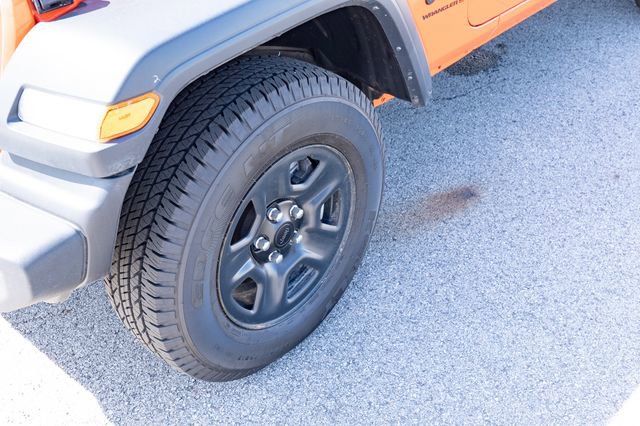 Used 2023 Jeep Wrangler Sport AWD/4WD image 12