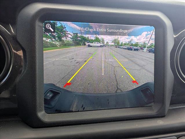 Used 2020 Jeep Gladiator Sport AWD/4WD image 14