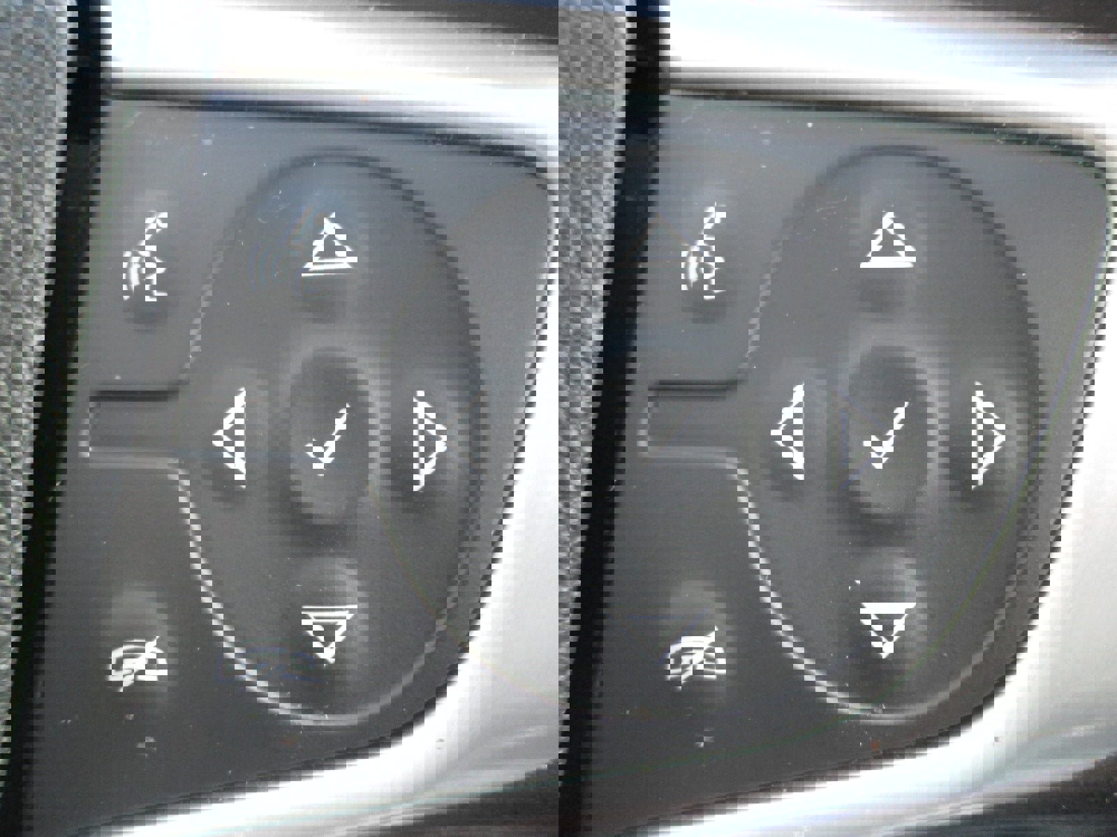 Used 2018 GMC Acadia SLT image 17