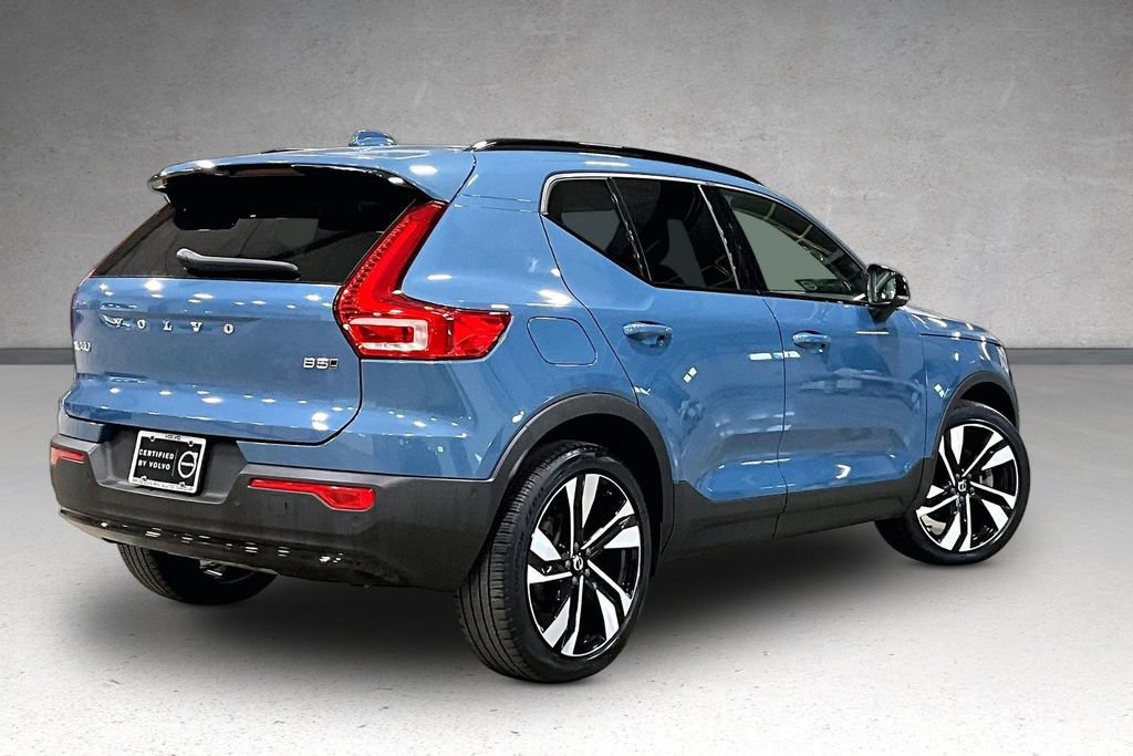 Certified 2023 Volvo XC40 B5 Plus w/ Protection Package Premier AWD/4WD image 6