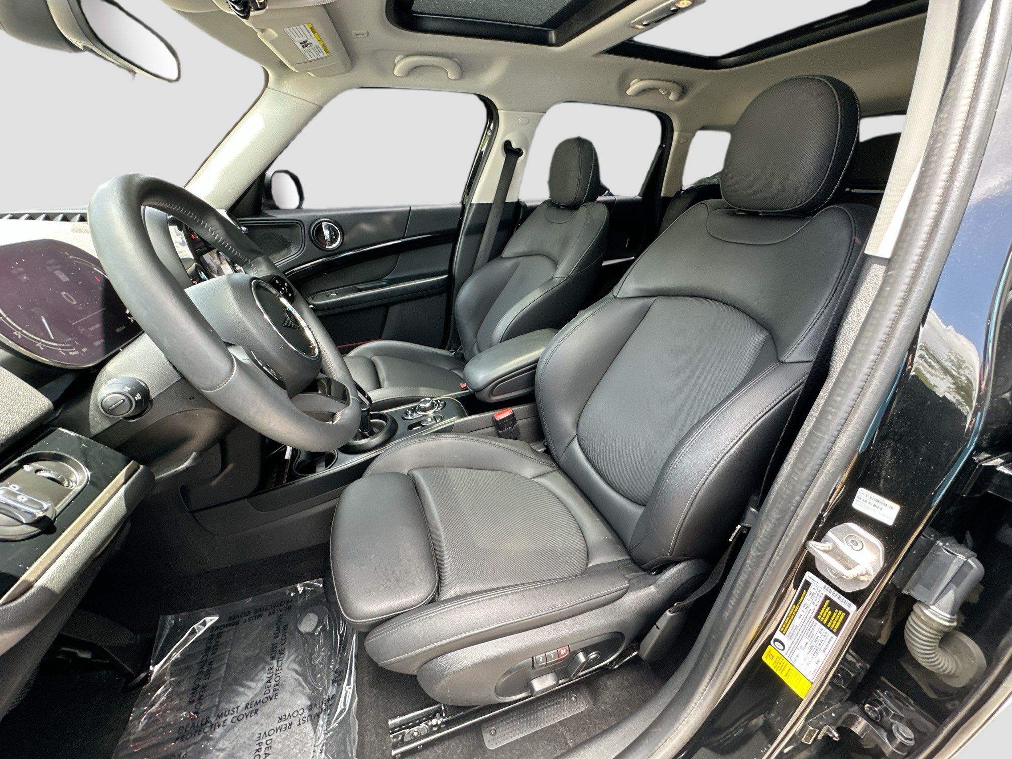 Used 2024 MINI Cooper Countryman S w/ Premium Package FWD image 21