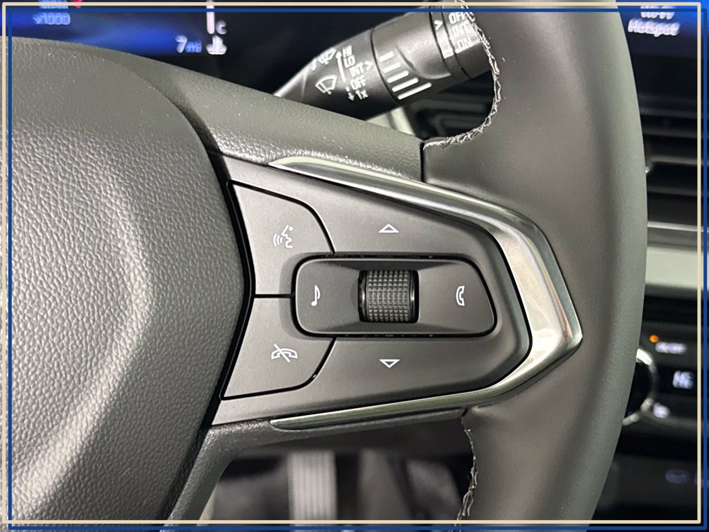 New 2026 Chevrolet Trax LT w/ LT Convenience Package FWD image 15