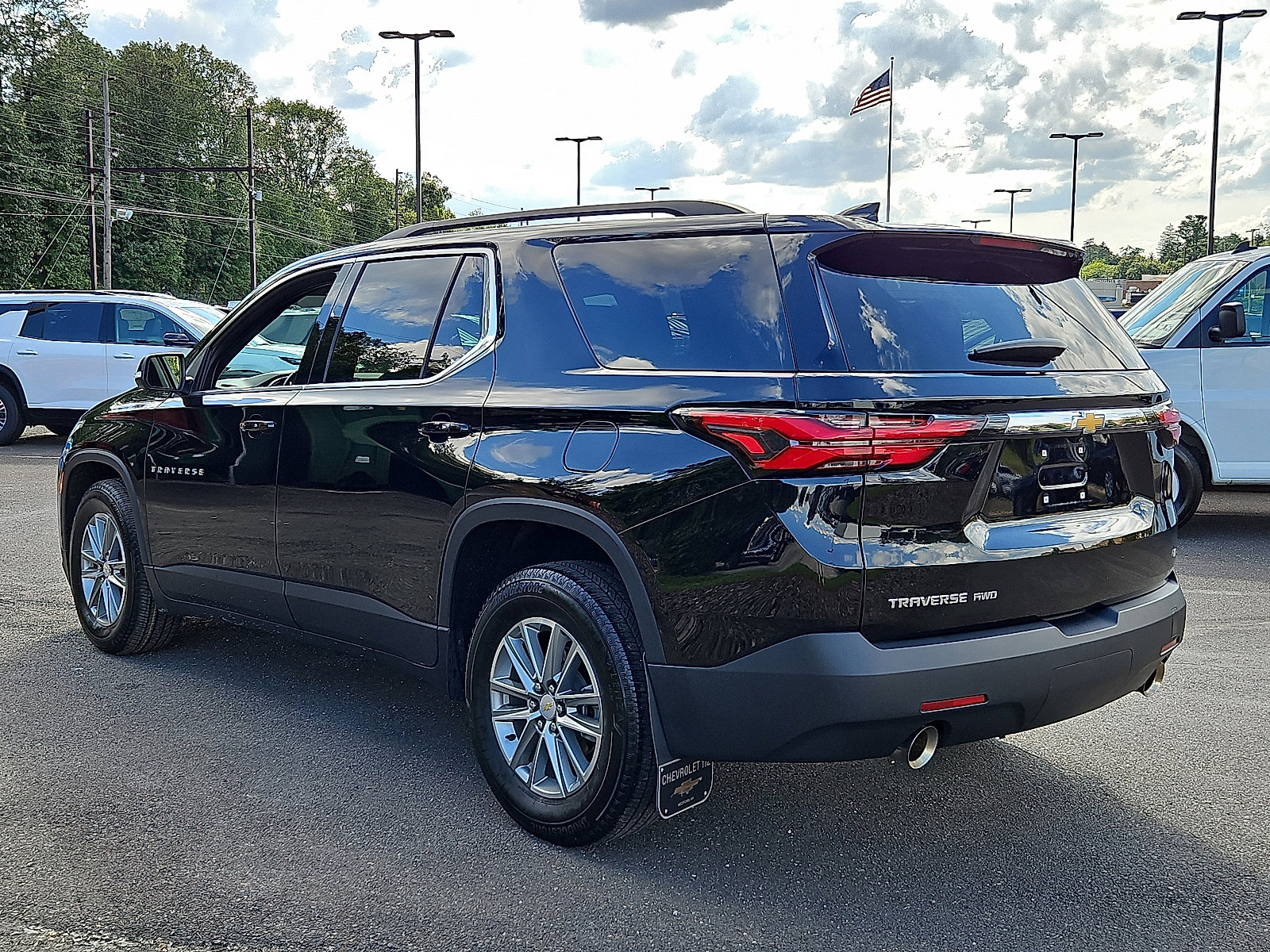 Certified 2023 Chevrolet Traverse LT image 4
