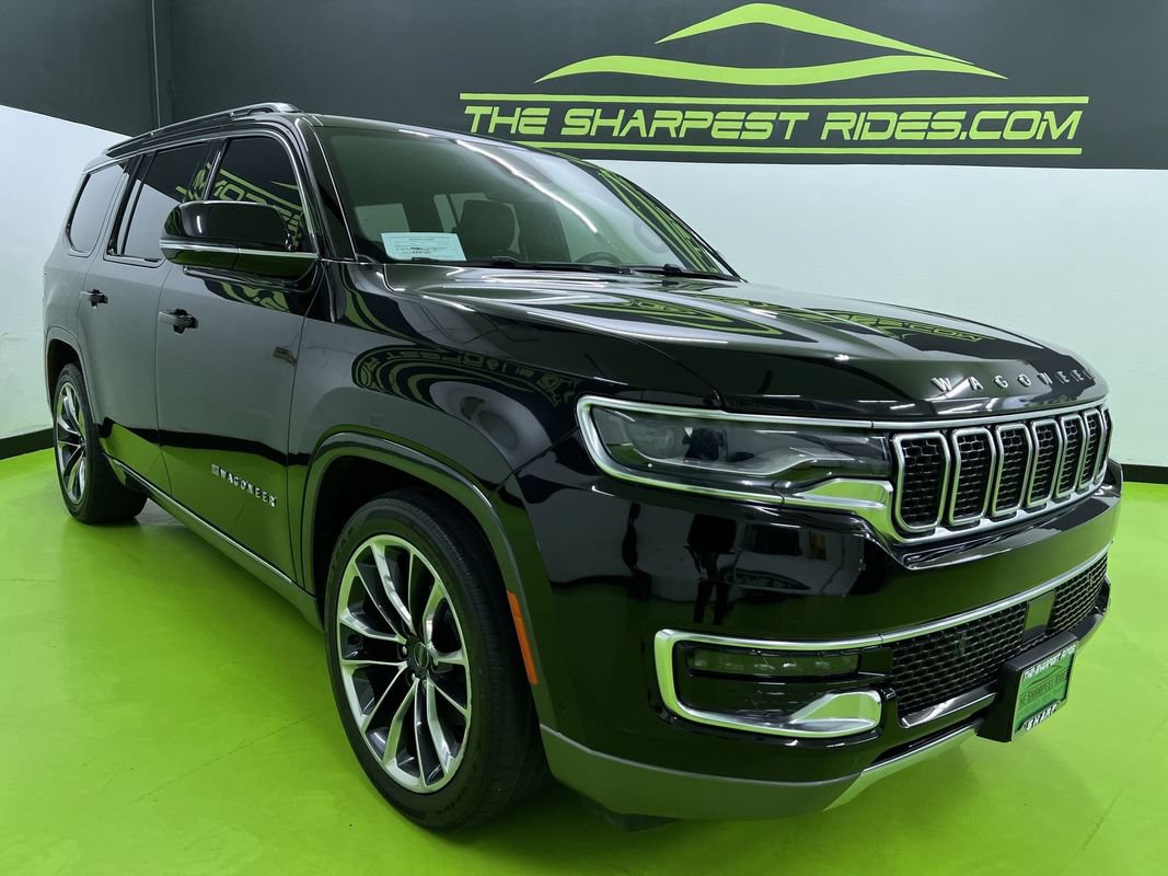 Used 2022 Jeep Wagoneer Series III w/ Premium Group I AWD/4WD image 2
