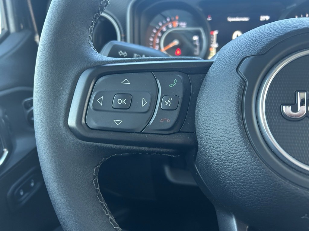 New 2025 Jeep Gladiator Mojave w/ Safety Group image 7