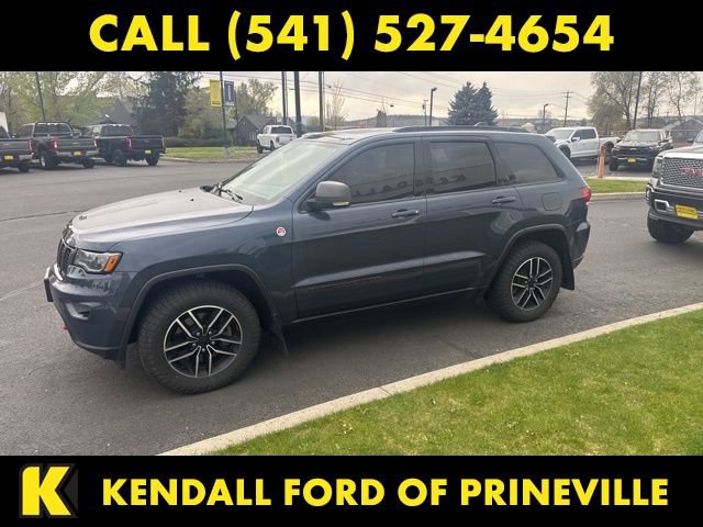 Used 2020 Jeep Grand Cherokee Trailhawk w/ Trailhawk Luxury Group AWD/4WD image 5